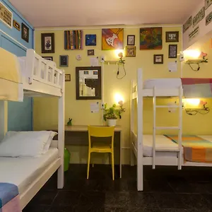 Fit - Piratas Da Albergue